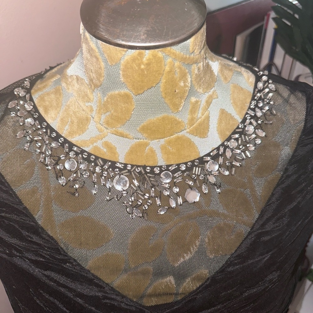 Embellished Ruched Cocktail Dress - Picture 4 of 6